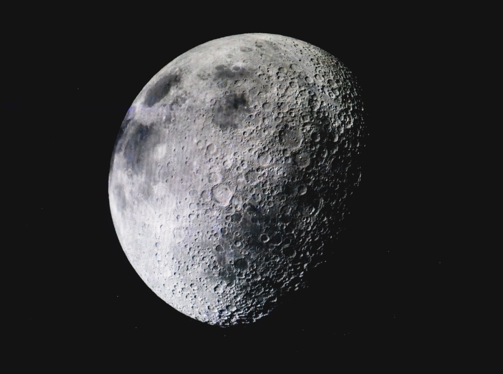 astronomy-ball-shaped-black-and-white-957626